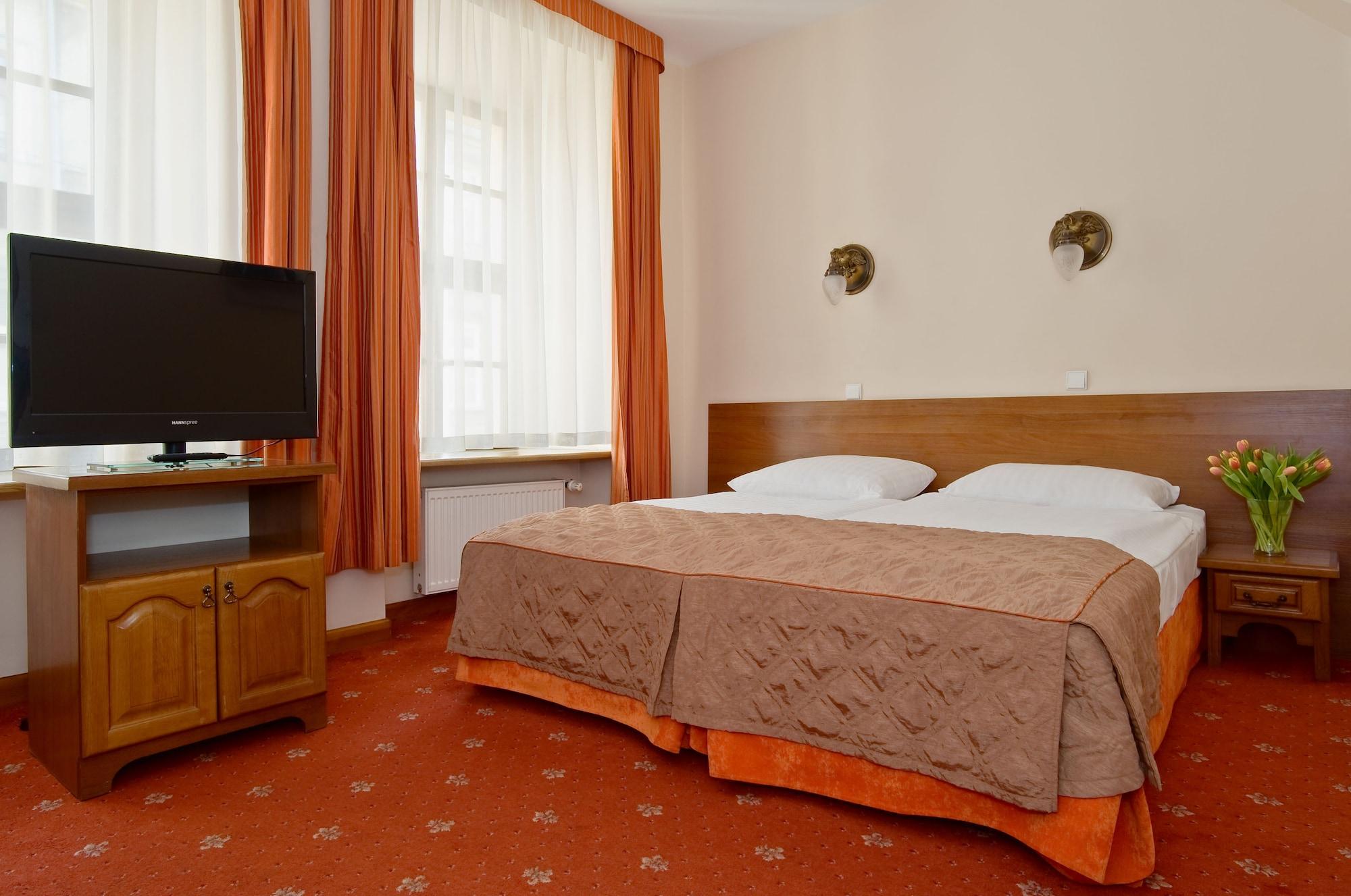 Hotel Regent Cracovie Extérieur photo